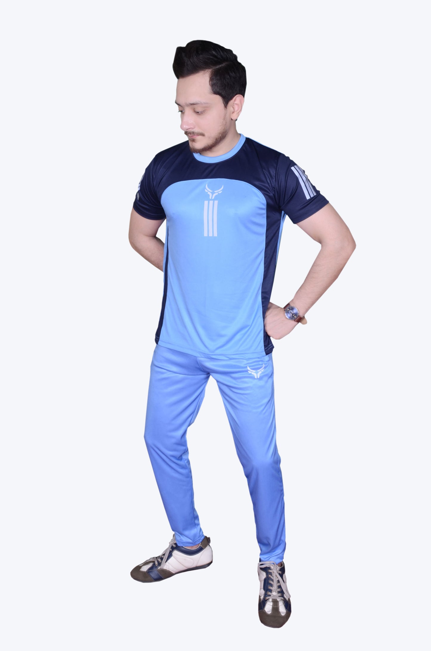 Tracksuit-7-Treadbull_046d0bd8-2092-47fe-9949-04414387c76d